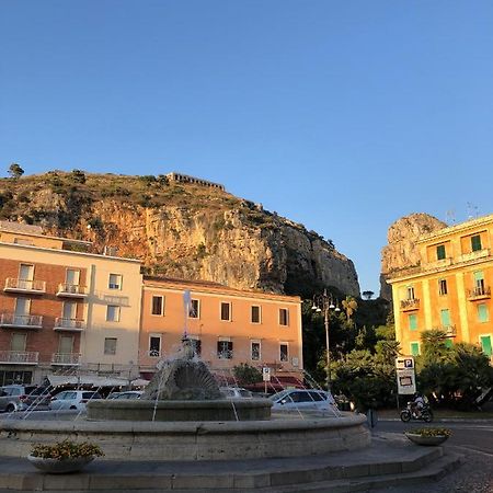 Casa Mare Apartment Terracina Bagian luar foto